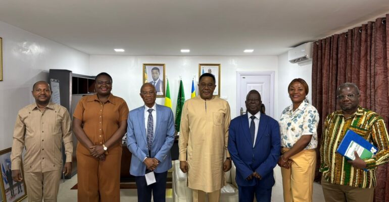 WhatsApp Image 2025-11-19 at 11.18.00